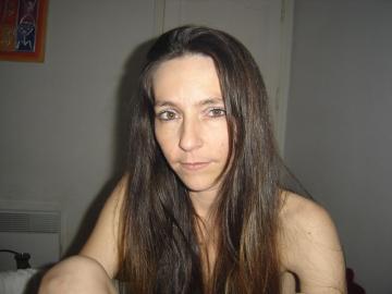 Onzekermeisje uit Noord-Brabant,Nederland